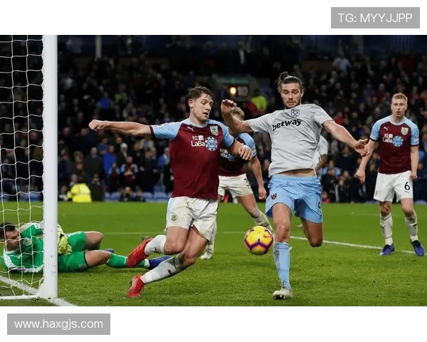 伯恩利新星安东尼崭露头角,助力球队冲击英超中游位置 伯恩利新星安东尼崭露头角,助力球队冲击英超中游位置